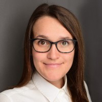 Dr. Vera SCHMITT